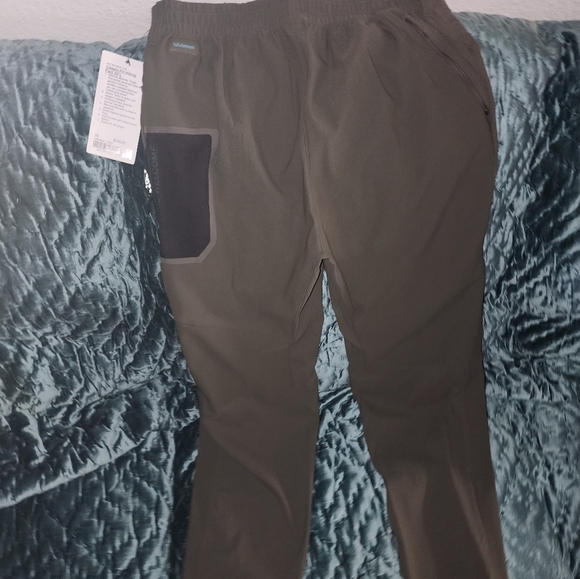 Size 30 Men's lululemon pants - Picture 6 of 11